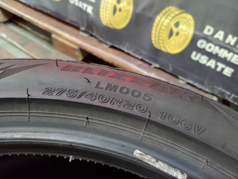 1 Gomma usata 275 40 20 Pneumatici Invernali BRIDGESTONE 1 Gomma usata 275 40 20 Pneumatici Invernali BRIDGESTONE
