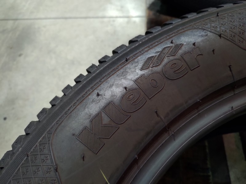 2 Gomme usate 225 60 17 Pneumatici Invernali KLEBER 2 Gomme usate 225 60 17 Pneumatici Invernali KLEBER