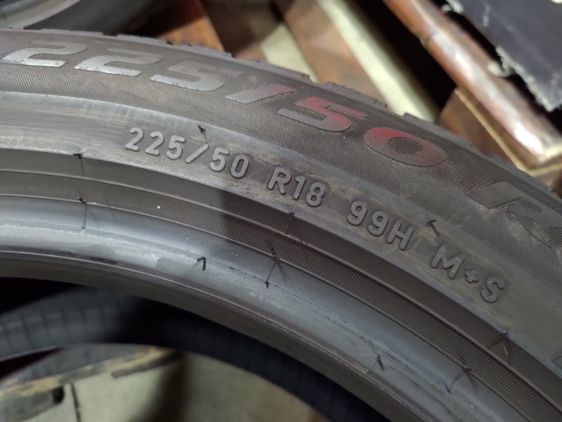 4 Gomme usate 225 50 18 Pneumatici Invernali PIRELLI 4 Gomme usate 225 50 18 Pneumatici Invernali PIRELLI