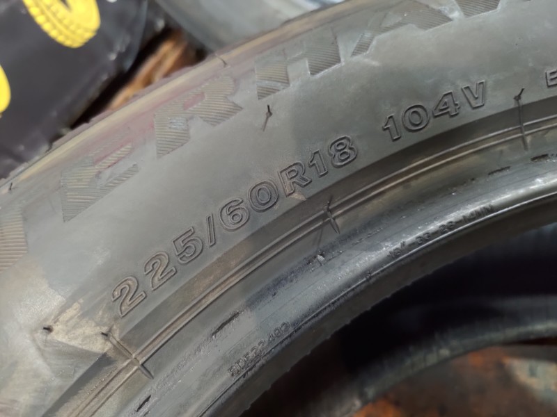 4 Gomme usate 225 60 18 Pneumatici Invernali FIRESTONE 4 Gomme usate 225 60 18 Pneumatici Invernali FIRESTONE