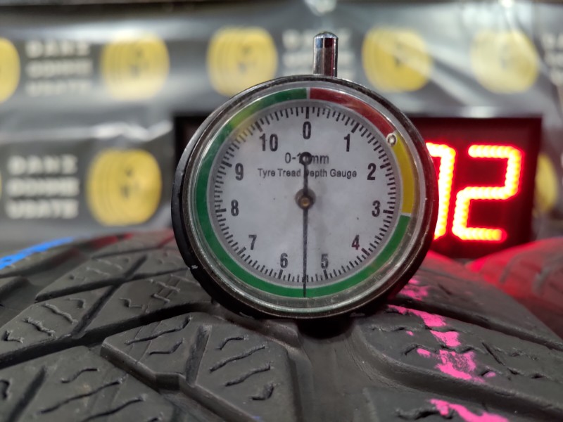 4 Gomme usate 225 50 18 Pneumatici Invernali PIRELLI 4 Gomme usate 225 50 18 Pneumatici Invernali PIRELLI