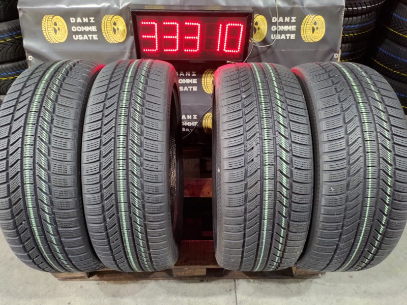 2 Gomme usate 235 45 21 e 2 Gomme usate 255 40 21 Pneumatici Invernali CONTINENTAL 2 Gomme usate 235 45 21 e 2 Gomme usate 255 40 21 Pneumatici Invernali CONTINENTAL