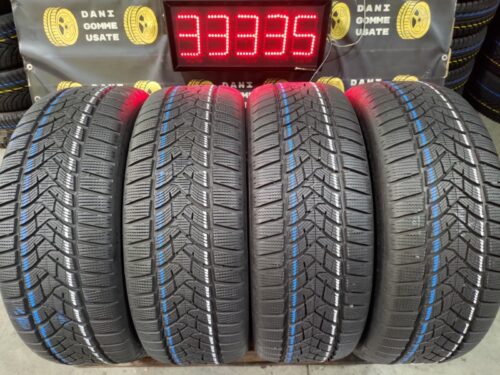 4 Gomme usate 235 55 18 Pneumatici Invernali DUNLOP