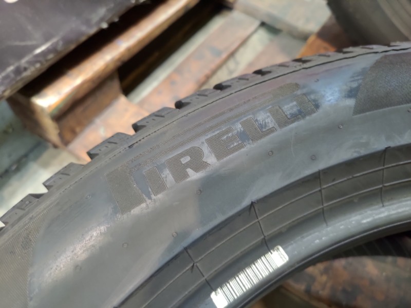 4 Gomme usate 225 55 18 Pneumatici Invernali PIRELLI 4 Gomme usate 225 55 18 Pneumatici Invernali PIRELLI