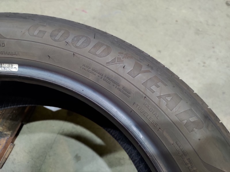 4 Gomme usate 195 60 18 Pneumatici Estivi GOODYEAR 4 Gomme usate 195 60 18 Pneumatici Estivi GOODYEAR