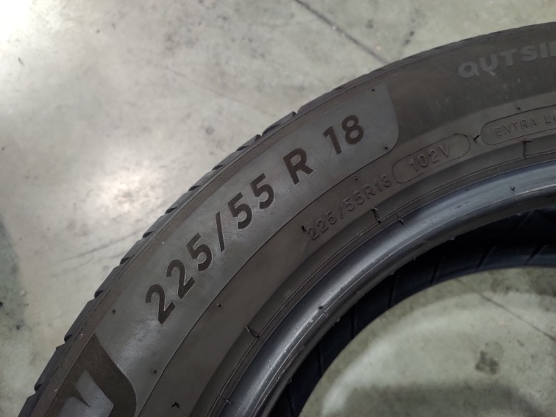4 Gomme usate 225 55 18 Pneumatici Estivi MICHELIN 4 Gomme usate 225 55 18 Pneumatici Estivi MICHELIN