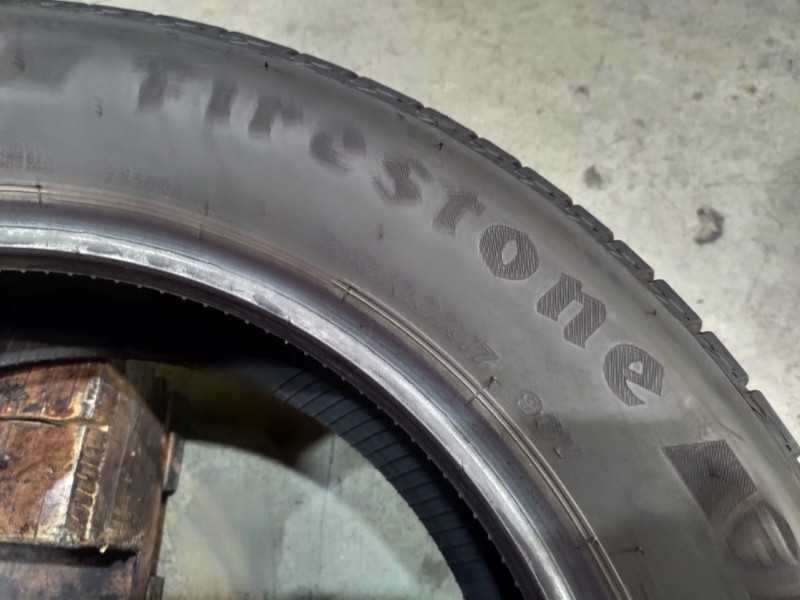 4 Gomme usate 215 60 17 Pneumatici Estivi FIRESTONE 4 Gomme usate 215 60 17 Pneumatici Estivi FIRESTONE