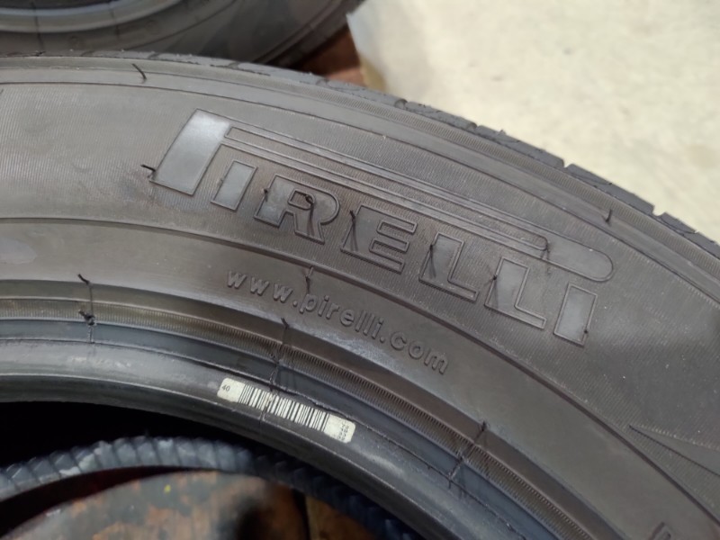 4 Gomme usate 215 65 16 Pneumatici Estivi PIRELLI 4 Gomme usate 215 65 16 Pneumatici Estivi PIRELLI