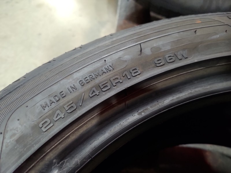4 Gomme usate 245 45 18 Pneumatici Estivi GOODYEAR 4 Gomme usate 245 45 18 Pneumatici Estivi GOODYEAR