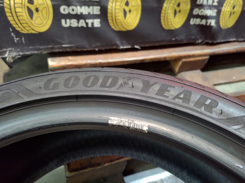 2 Gomme usate 225 40 18 Pneumatici Estivi GOODYEAR 2 Gomme usate 225 40 18 Pneumatici Estivi GOODYEAR