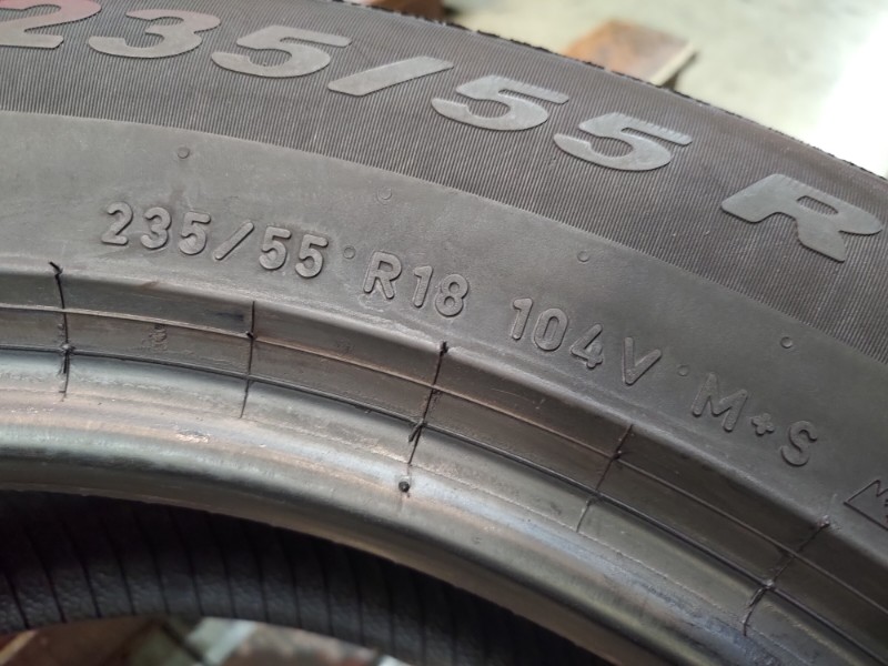 2 Gomme usate 235 55 18 Pneumatici 4 Stagioni PIRELLI 2 Gomme usate 235 55 18 Pneumatici 4 Stagioni PIRELLI