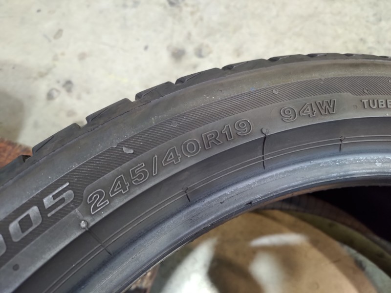 4 Gomme usate 245 40 19 Pneumatici Estivi BRIDGESTONE 4 Gomme usate 245 40 19 Pneumatici Estivi BRIDGESTONE