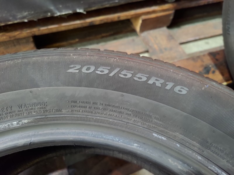 2 Gomme usate 205 55 16 Pneumatici Estivi NEXEN 2 Gomme usate 205 55 16 Pneumatici Estivi NEXEN