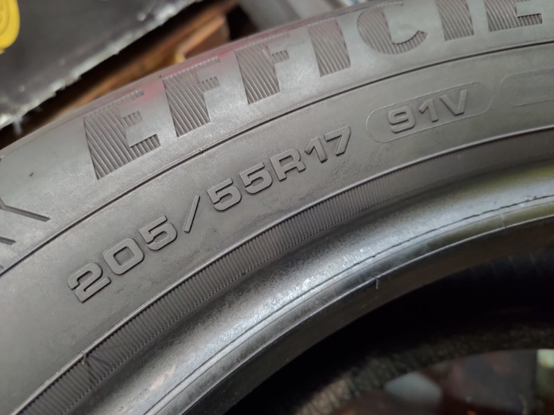 4 Gomme usate 205 55 17 Pneumatici Estivi GOODYEAR 4 Gomme usate 205 55 17 Pneumatici Estivi GOODYEAR
