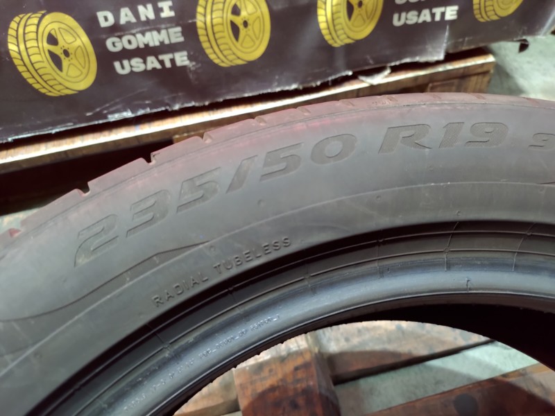 4 Gomme usate 235 50 19 Pneumatici Estivi PIRELLI 4 Gomme usate 235 50 19 Pneumatici Estivi PIRELLI