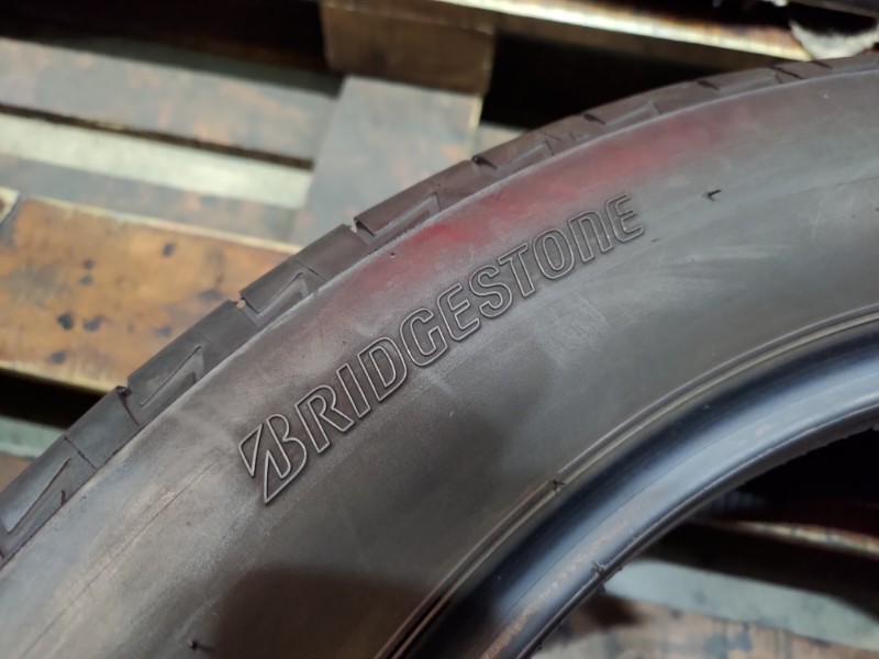 4 Gomme usate 215 55 18 Pneumatici Estivi BRIDGESTONE 4 Gomme usate 215 55 18 Pneumatici Estivi BRIDGESTONE