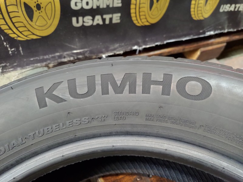 4 Gomme usate 205 60 16 Pneumatici Estivi KUMHO 4 Gomme usate 205 60 16 Pneumatici Estivi KUMHO