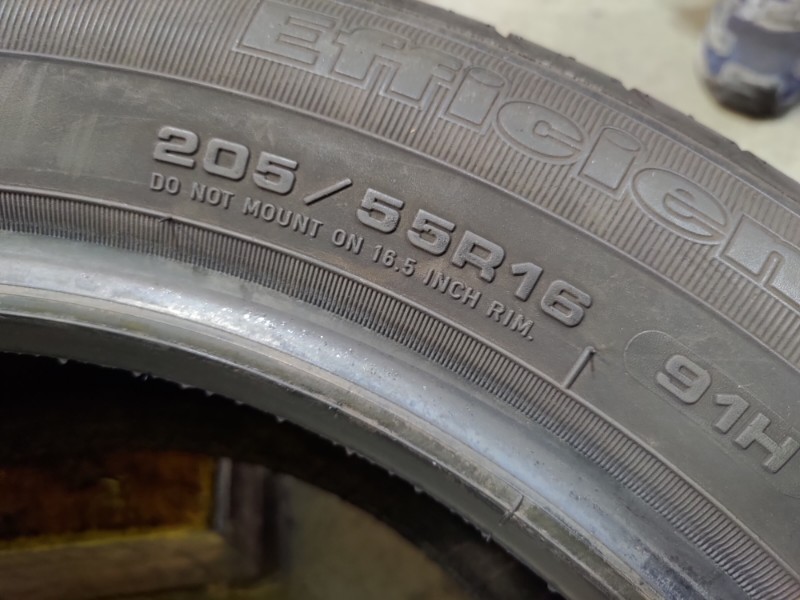 4 Gomme usate 205 55 16 Pneumatici Estivi GOODYEAR 4 Gomme usate 205 55 16 Pneumatici Estivi GOODYEAR