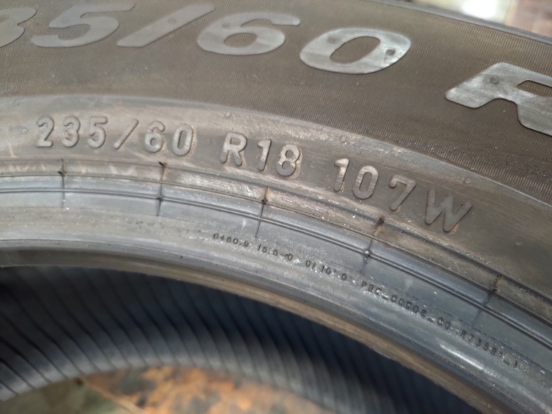 4 Gomme usate 235 60 18 Pneumatici Estivi PIRELLI 4 Gomme usate 235 60 18 Pneumatici Estivi PIRELLI