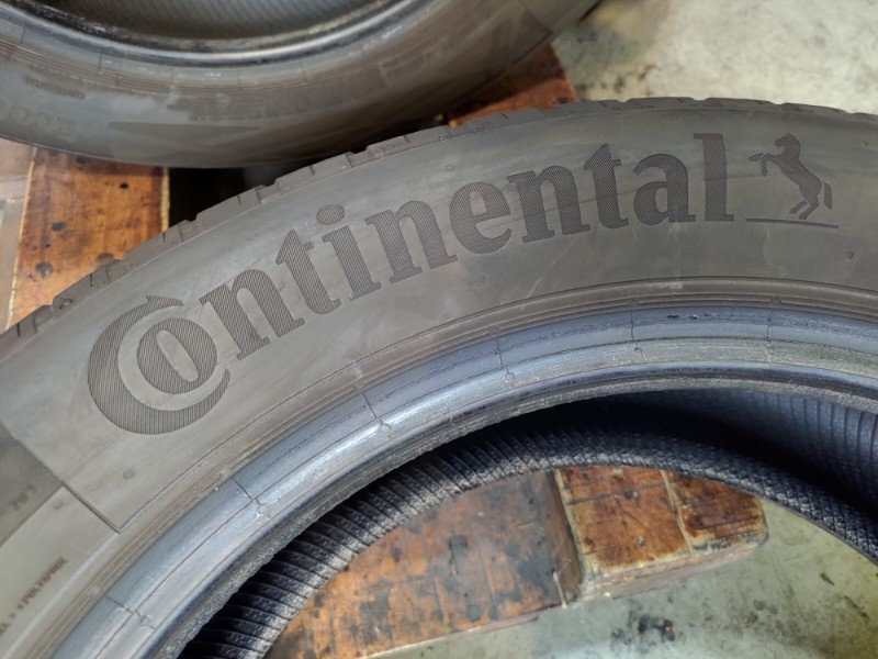 4 Gomme usate 225 50 17 Pneumatici Estivi CONTINENTAL 4 Gomme usate 225 50 17 Pneumatici Estivi CONTINENTAL