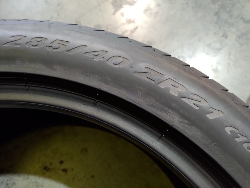 2 Gomme usate 285 40 21 e 2 Gomme usate 315 35 21 Pneumatici Estivi PIRELLI 2 Gomme usate 285 40 21 e 2 Gomme usate 315 35 21 Pneumatici Estivi PIRELLI