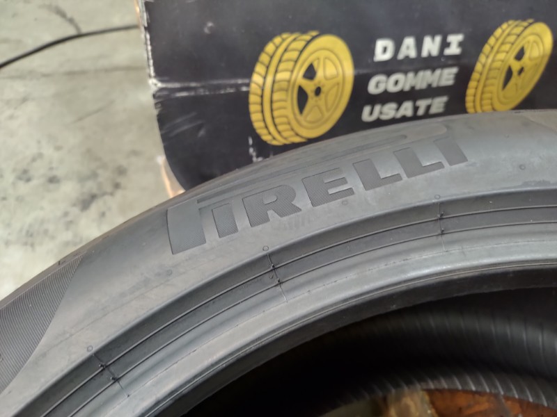 2 Gomme usate 285 40 21 e 2 Gomme usate 315 35 21 Pneumatici Estivi PIRELLI 2 Gomme usate 285 40 21 e 2 Gomme usate 315 35 21 Pneumatici Estivi PIRELLI