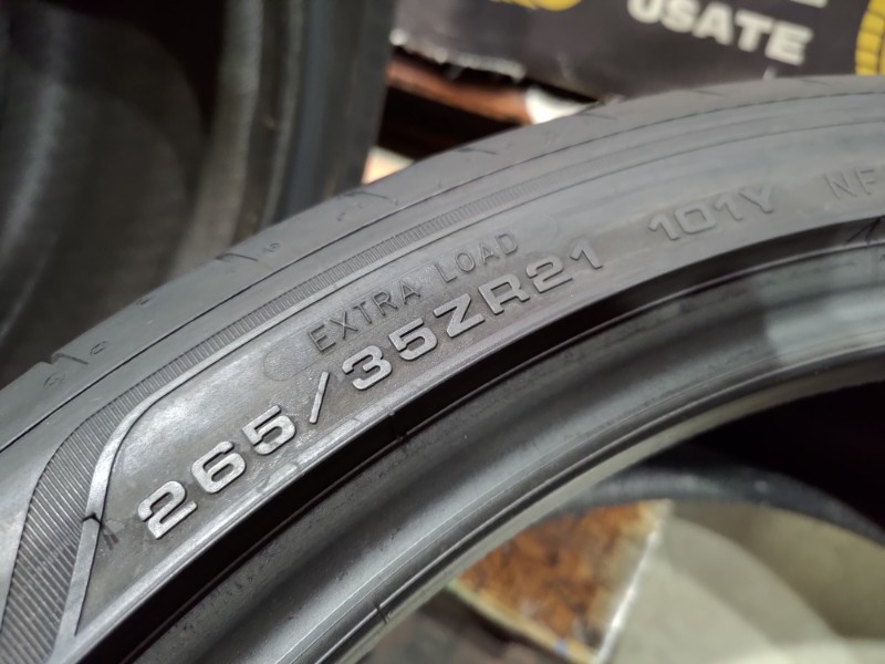 2 Gomme usate 265 35 21 e 2 Gomme usate 305 30 21 Pneumatici Estivi GOODYEAR 2 Gomme usate 265 35 21 e 2 Gomme usate 305 30 21 Pneumatici Estivi GOODYEAR