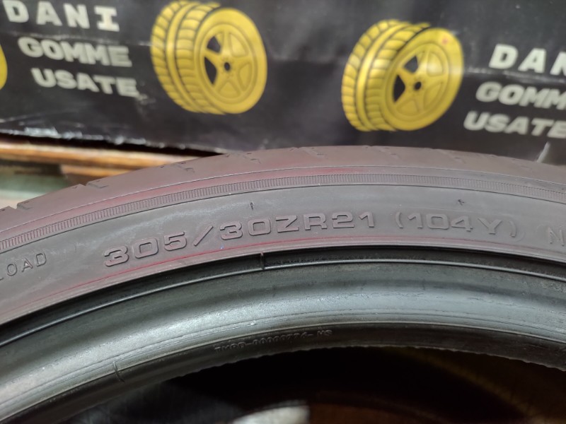 2 Gomme usate 265 35 21 e 2 Gomme usate 305 30 21 Pneumatici Estivi GOODYEAR 2 Gomme usate 265 35 21 e 2 Gomme usate 305 30 21 Pneumatici Estivi GOODYEAR
