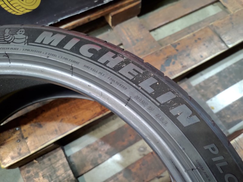 2 Gomme usate 265 35 21 Pneumatici Estivi MICHELIN 2 Gomme usate 265 35 21 Pneumatici Estivi MICHELIN