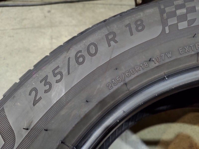 4 Gomme usate 235 60 18 Pneumatici Estivi MICHELIN 4 Gomme usate 235 60 18 Pneumatici Estivi MICHELIN