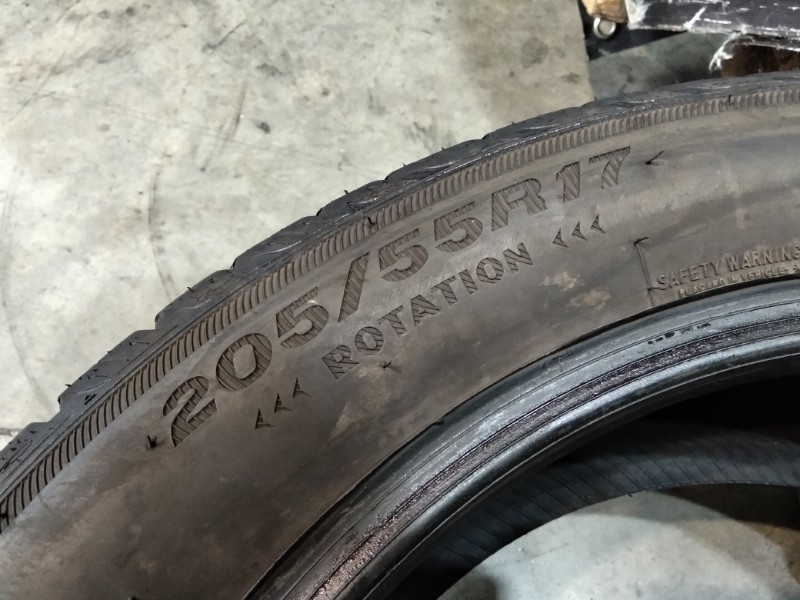 4 Gomme usate 205 55 17 Pneumatici Invernali COOPER 4 Gomme usate 205 55 17 Pneumatici Invernali COOPER