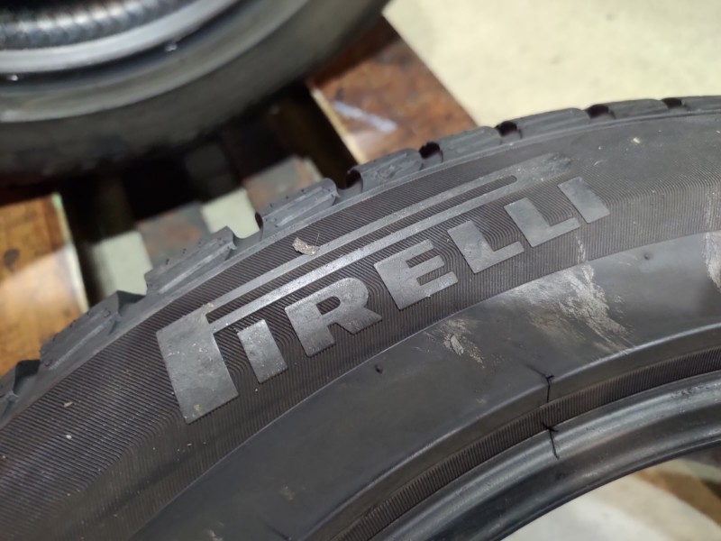 4 Gomme usate 225 55 18 Pneumatici Invernali PIRELLI 4 Gomme usate 225 55 18 Pneumatici Invernali PIRELLI
