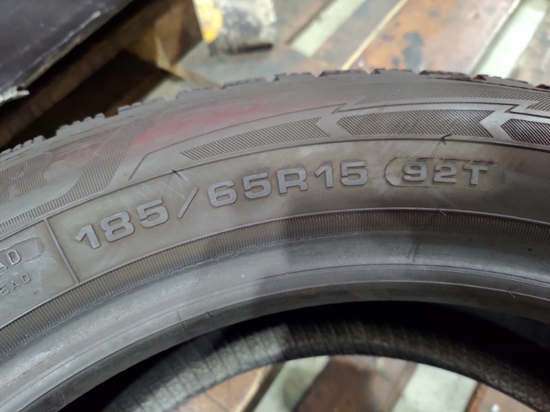 2 Gomme usate 185 65 15 Pneumatici Invernali GOODYEAR 2 Gomme usate 185 65 15 Pneumatici Invernali GOODYEAR