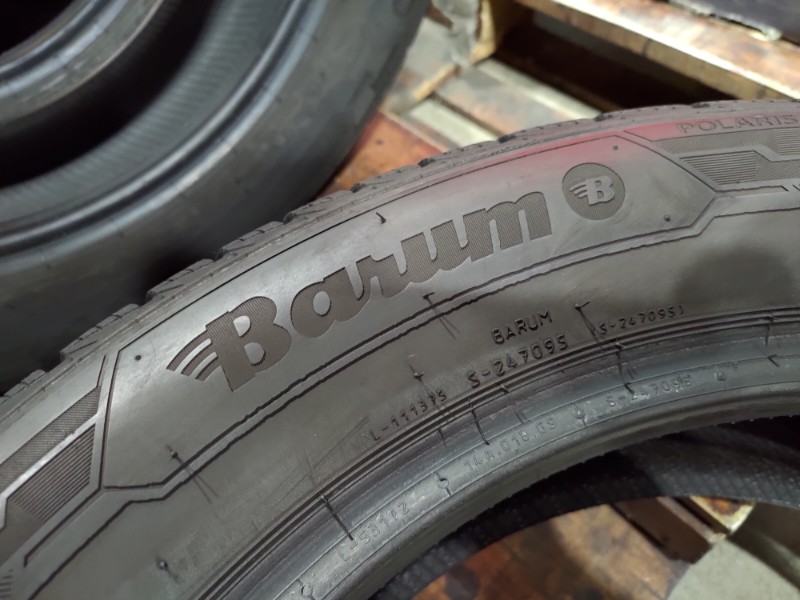 4 Gomme usate 215 55 17 Pneumatici Invernali BARUM 4 Gomme usate 215 55 17 Pneumatici Invernali BARUM