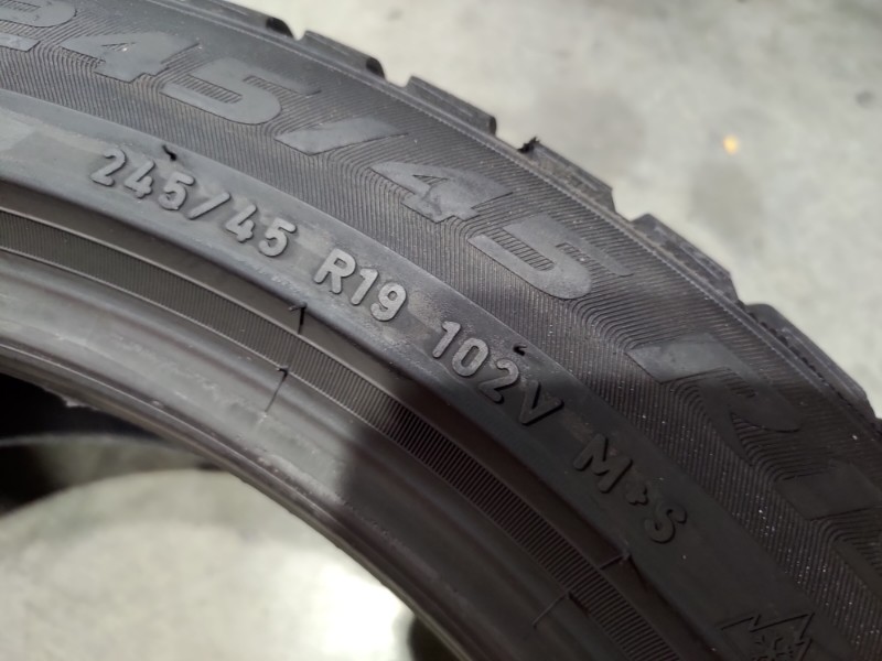4 Gomme usate 245 45 19 Pneumatici Invernali PIRELLI 4 Gomme usate 245 45 19 Pneumatici Invernali PIRELLI