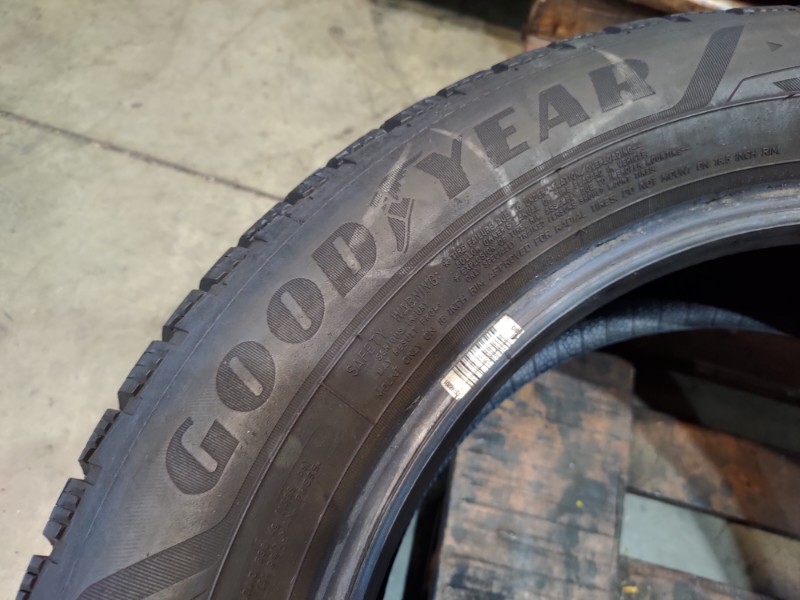 2 Gomme usate 205 60 16 Pneumatici Invernali GOODYEAR 2 Gomme usate 205 60 16 Pneumatici Invernali GOODYEAR