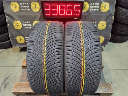2 Gomme usate 255 40 20 Pneumatici Invernali PIRELLI