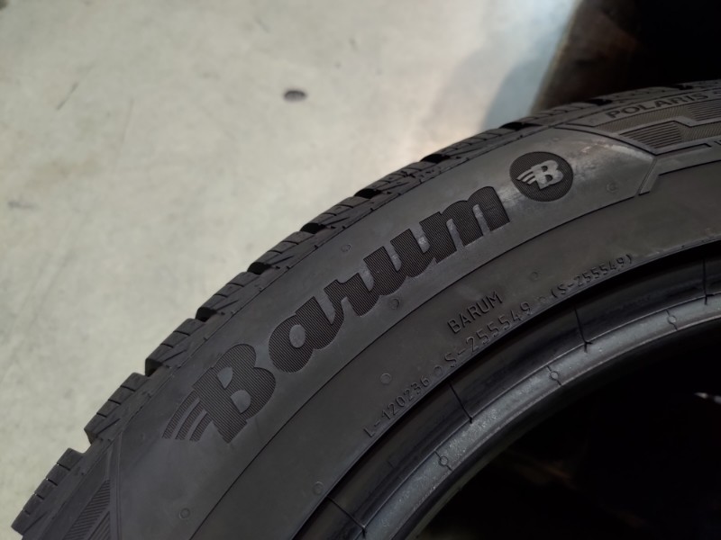 4 Gomme usate 205 55 17 Pneumatici Invernali BARUM 4 Gomme usate 205 55 17 Pneumatici Invernali BARUM