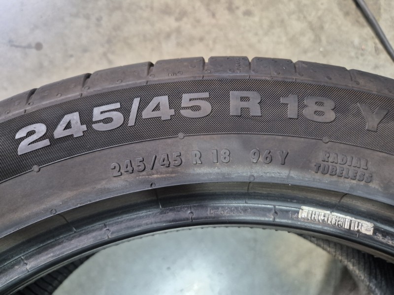 4 Gomme usate 245 45 18 Pneumatici Estivi CONTINENTAL 4 Gomme usate 245 45 18 Pneumatici Estivi CONTINENTAL