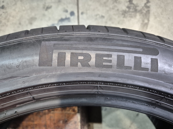 2 Gomme usate 275 40 20 RUN FLAT Pneumatici Estivi PIRELLI 2 Gomme usate 275 40 20 RUN FLAT Pneumatici Estivi PIRELLI