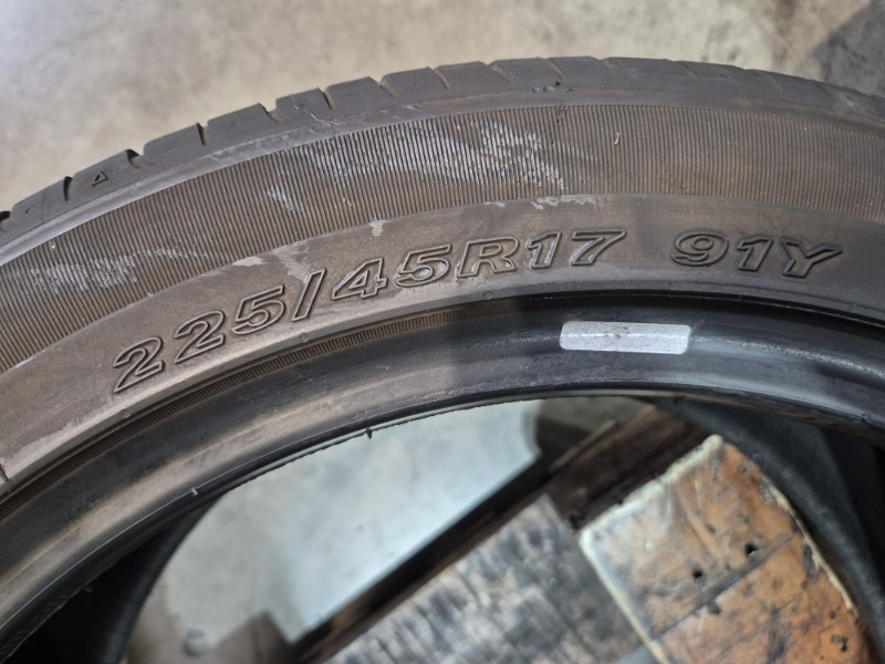 2 Gomme usate 225 45 17 Pneumatici Estivi NEXEN 2 Gomme usate 225 45 17 Pneumatici Estivi NEXEN