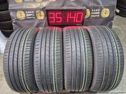 4 Gomme usate 215 55 18 Pneumatici Estivi KUMHO