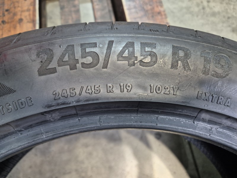 4 Gomme usate 245 45 19 Pneumatici Estivi CONTINENTAL 4 Gomme usate 245 45 19 Pneumatici Estivi CONTINENTAL
