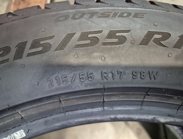 4 Gomme usate 215 55 17 Pneumatici Estivi PIRELLI 4 Gomme usate 215 55 17 Pneumatici Estivi PIRELLI