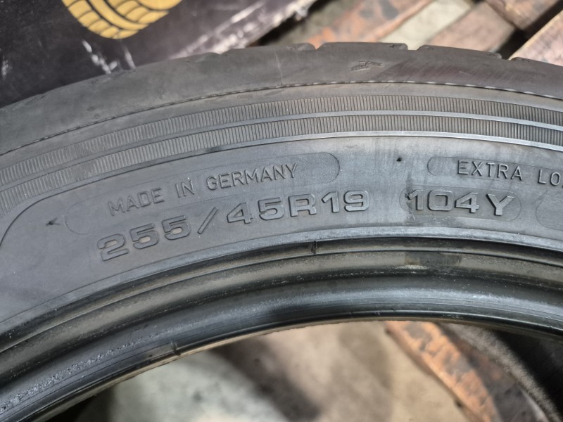4 Gomme usate 255 45 19 Pneumatici Estivi GOODYEAR 4 Gomme usate 255 45 19 Pneumatici Estivi GOODYEAR