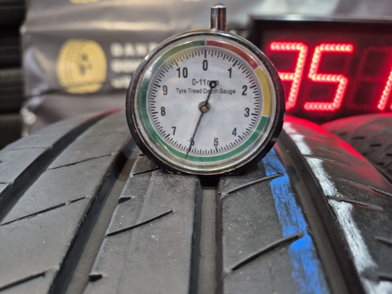 4 Gomme usate 215 60 17 Pneumatici Estivi BRIDGESTONE 4 Gomme usate 215 60 17 Pneumatici Estivi BRIDGESTONE