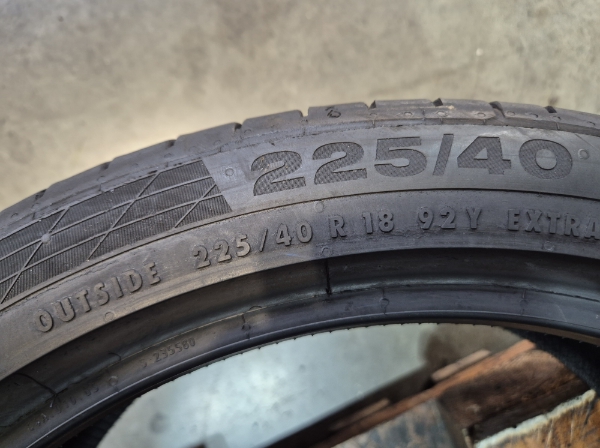 2 Gomme usate 225 40 18 Pneumatici Estivi CONTINENTAL 2 Gomme usate 225 40 18 Pneumatici Estivi CONTINENTAL