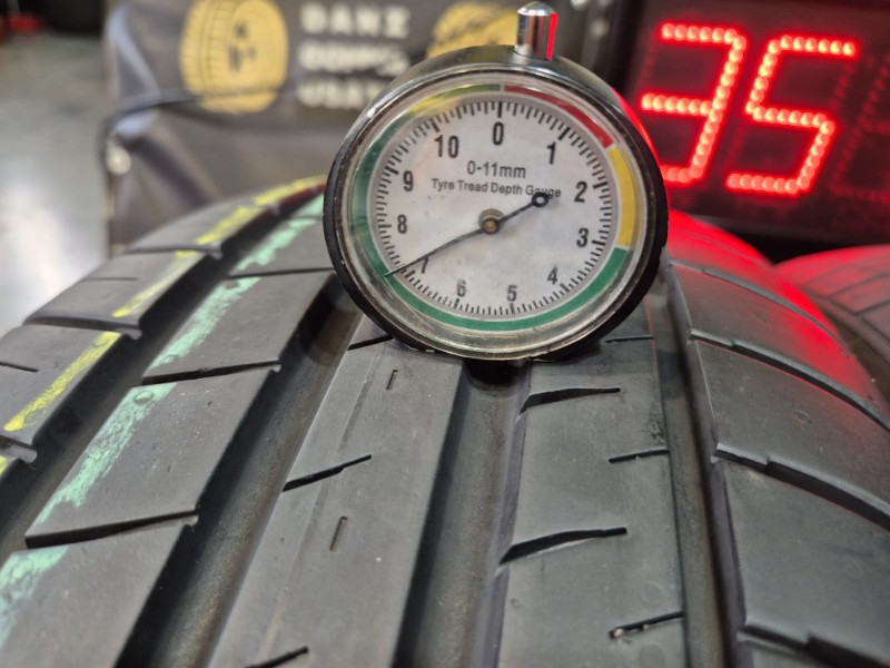 4 Gomme usate 215 60 17 Pneumatici Estivi NEXEN 4 Gomme usate 215 60 17 Pneumatici Estivi NEXEN