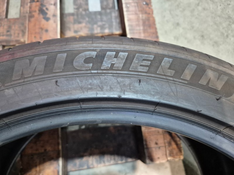 2 Gomme usate 325 35 22 Pneumatici Estivi MICHELIN 2 Gomme usate 325 35 22 Pneumatici Estivi MICHELIN