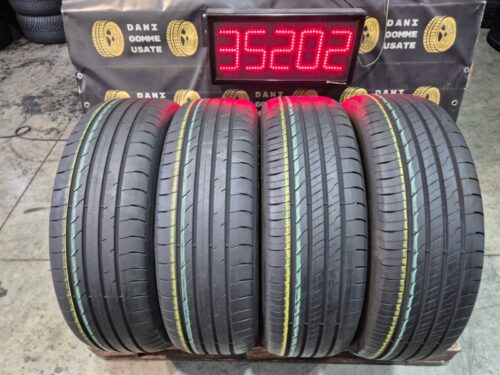 4 Gomme usate 215 60 17 Pneumatici Estivi GOODYEAR